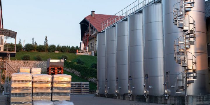 Su Tankerleri Kaç Ton Su Taşır? Kapasite ve Kullanım Alanları | Öz-Su